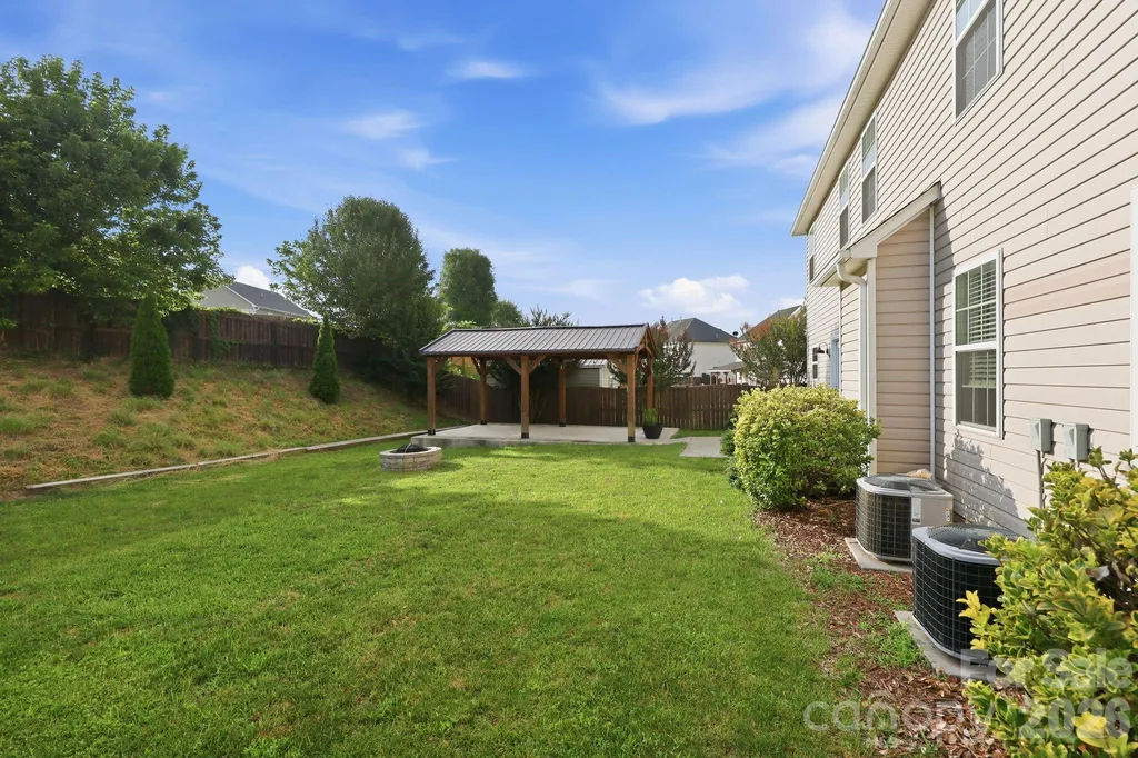 197 Roanoke Road Fletcher NC 28732