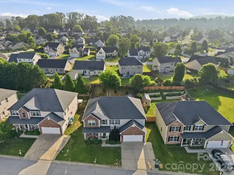 197 Roanoke Road Fletcher NC 28732