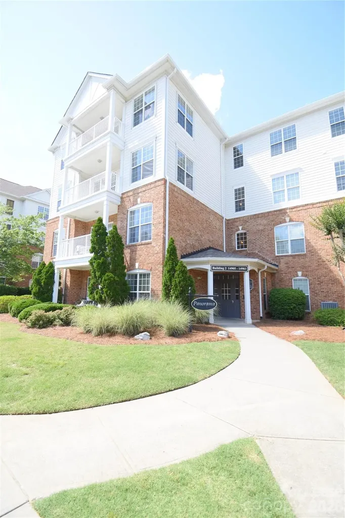 14945 Santa Lucia Drive Charlotte NC 28277