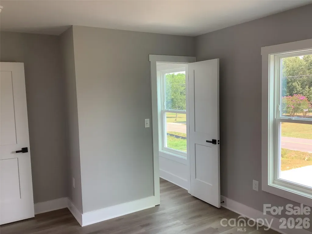 401 Oak Grove Road Kings Mountain NC 28086