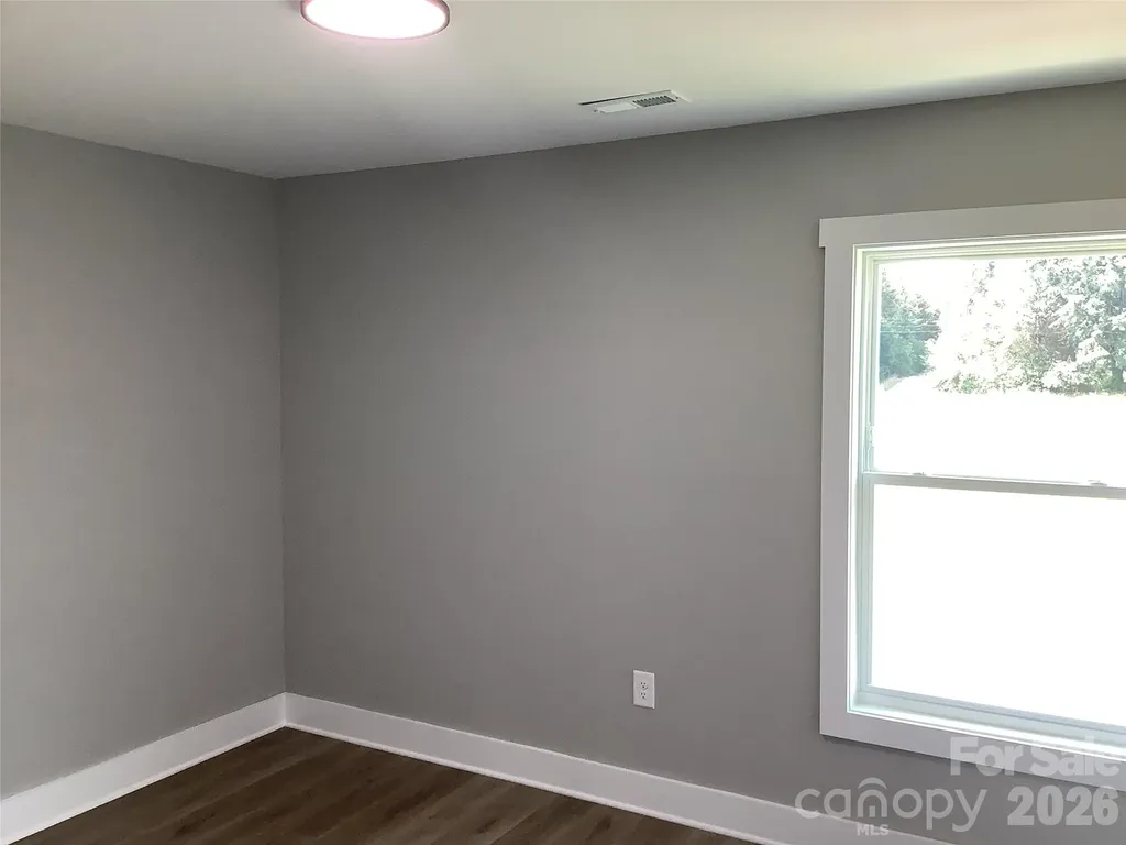 401 Oak Grove Road Kings Mountain NC 28086