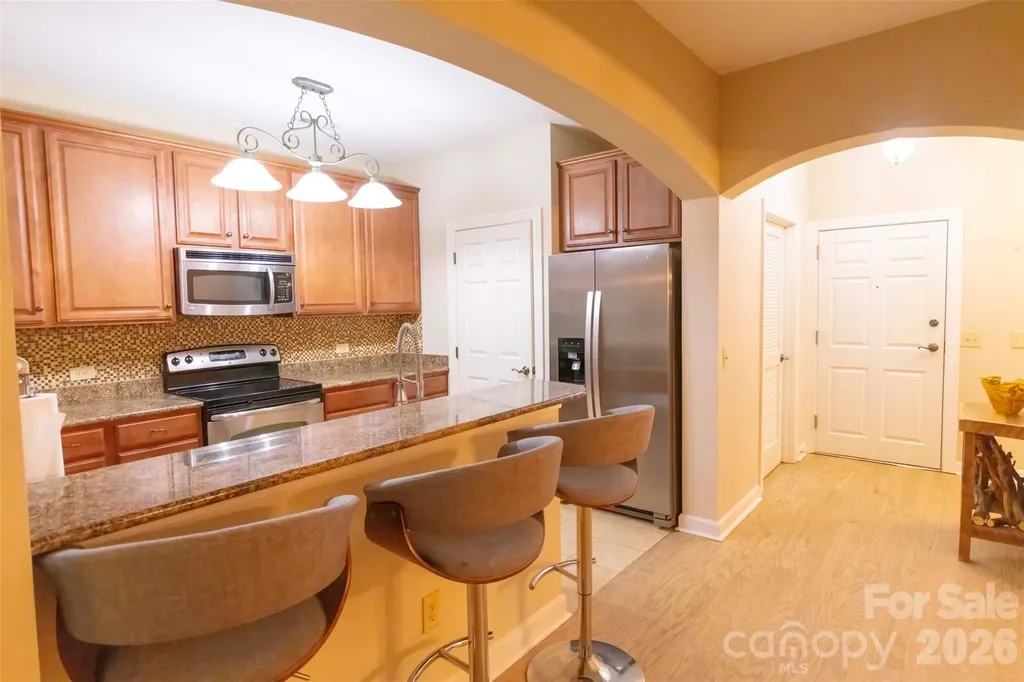 40 Hyannis Drive Asheville NC 28804