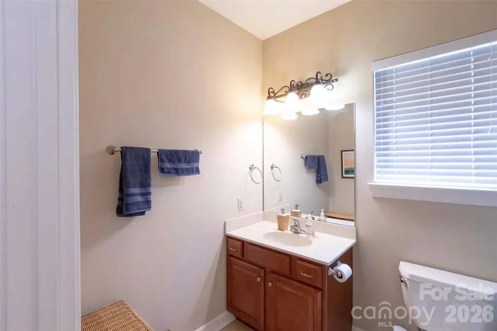 40 Hyannis Drive Asheville NC 28804