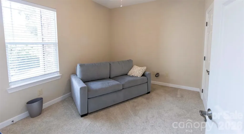 40 Hyannis Drive Asheville NC 28804