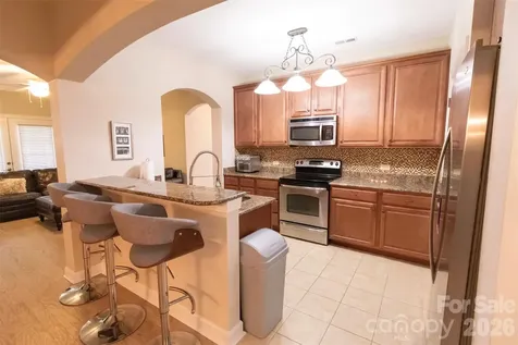 40 Hyannis Drive Asheville NC 28804