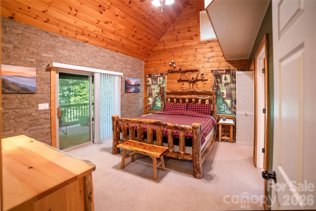 420 Nathan Mcdaniel Drive Nebo NC 28761
