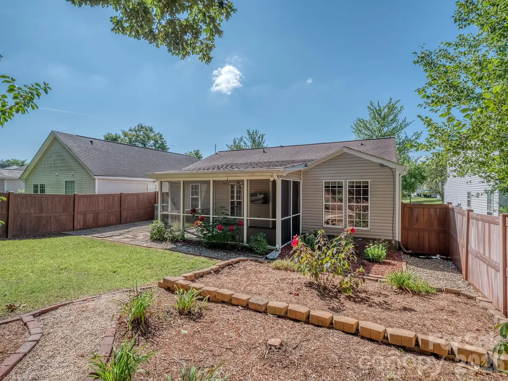13050 Planters Row Drive Charlotte NC 28278