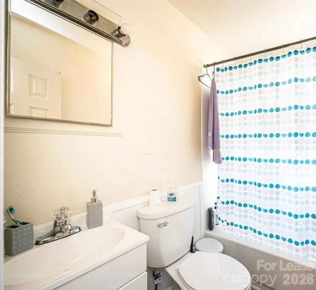 283 15th Street SE Hickory NC 28602