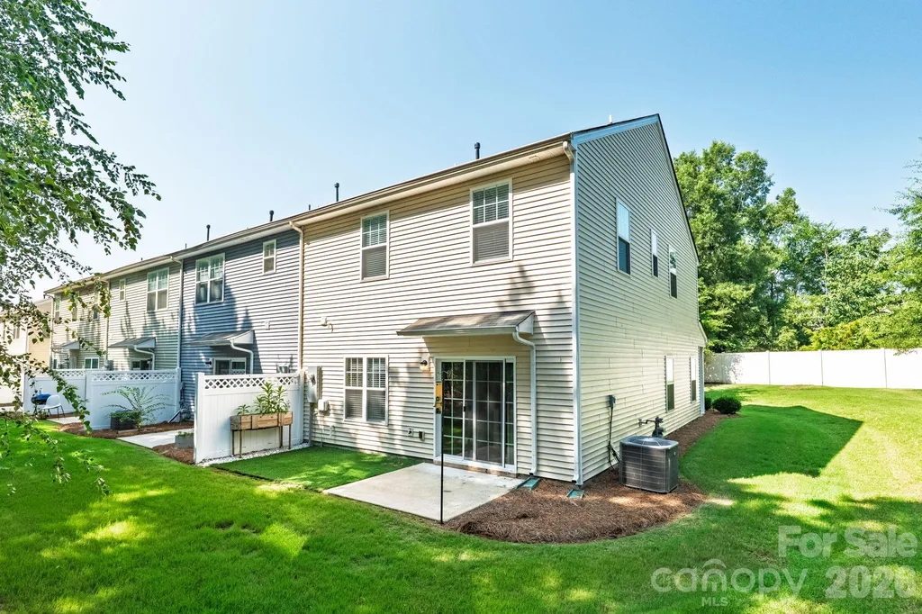 13505 Browhill Lane Charlotte NC 28278
