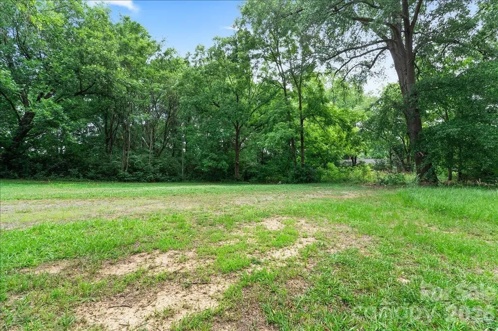 1706 Concord Avenue Monroe NC 28110