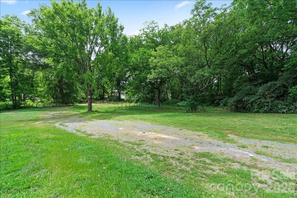 1706 Concord Avenue Monroe NC 28110