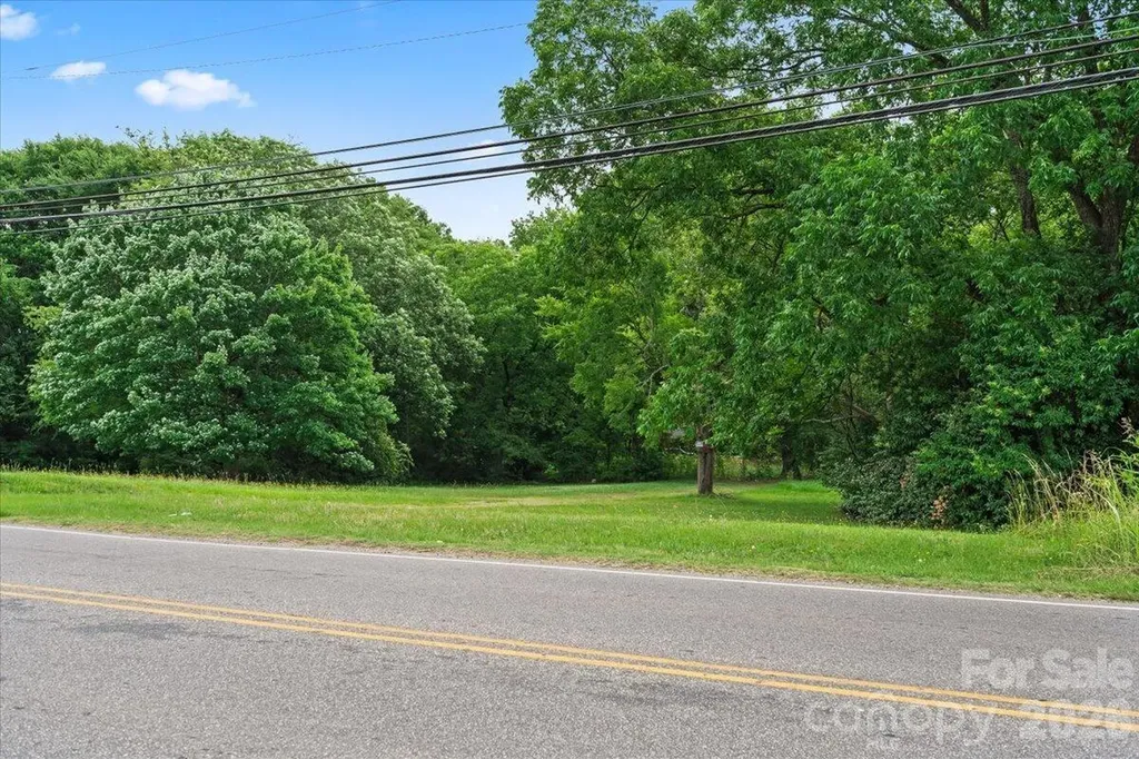 1706 Concord Avenue Monroe NC 28110