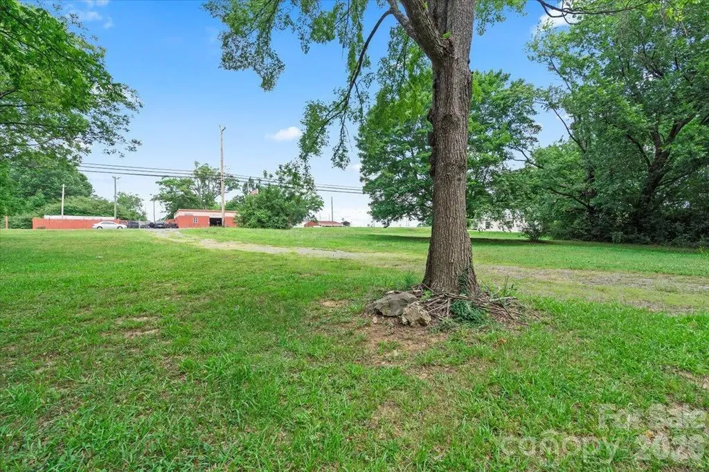 1706 Concord Avenue Monroe NC 28110