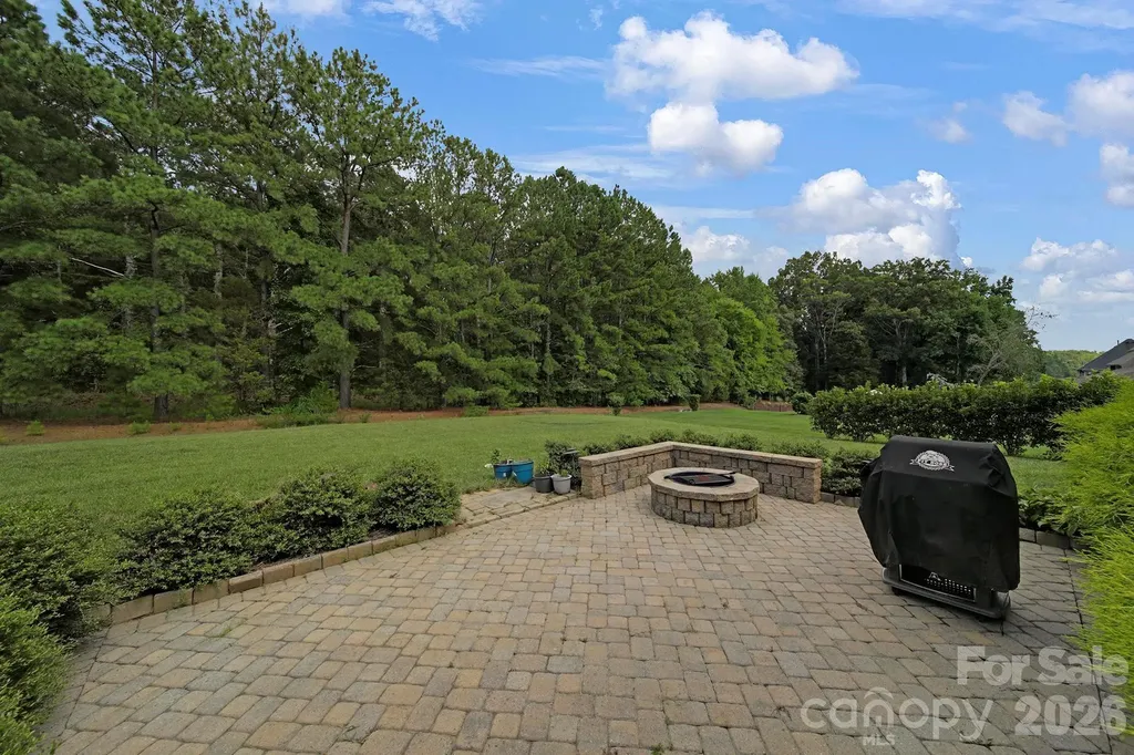 105 Highclere Drive Waxhaw NC 28173