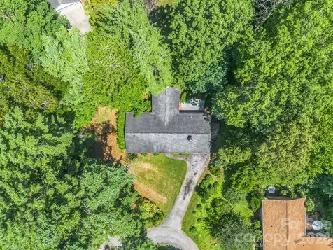 926 Toxaway Court Hendersonville NC 28791