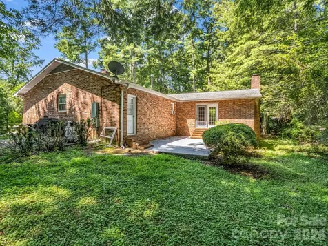 926 Toxaway Court Hendersonville NC 28791
