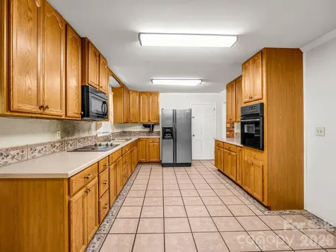 926 Toxaway Court Hendersonville NC 28791