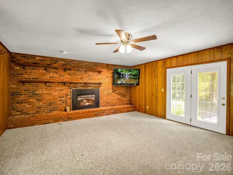 926 Toxaway Court Hendersonville NC 28791