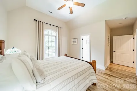 215 Blue River Road Lake Wylie SC 29710