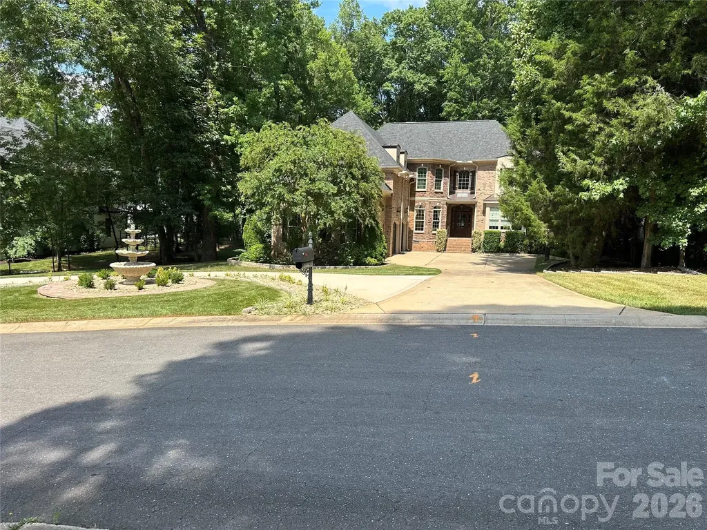 3030 Ashford Glen Drive Matthews NC 28104