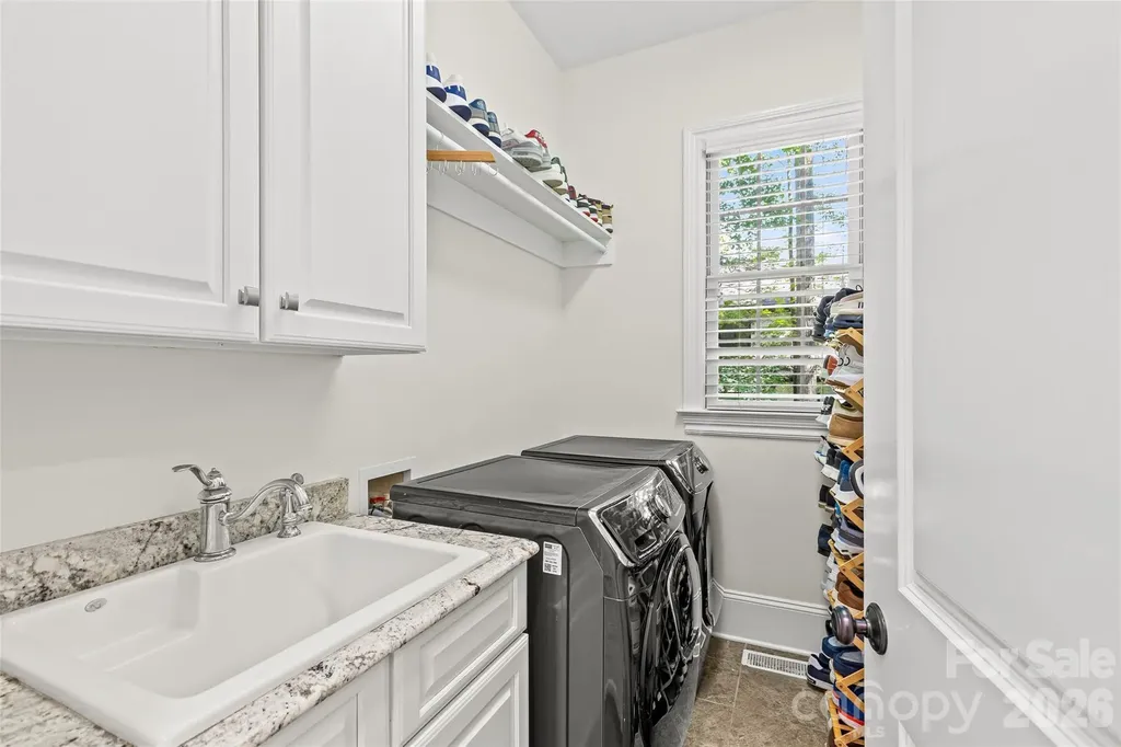 3030 Ashford Glen Drive Matthews NC 28104