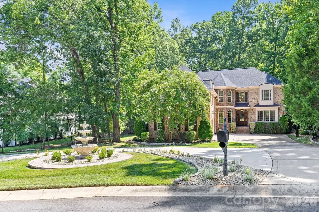 3030 Ashford Glen Drive Matthews NC 28104