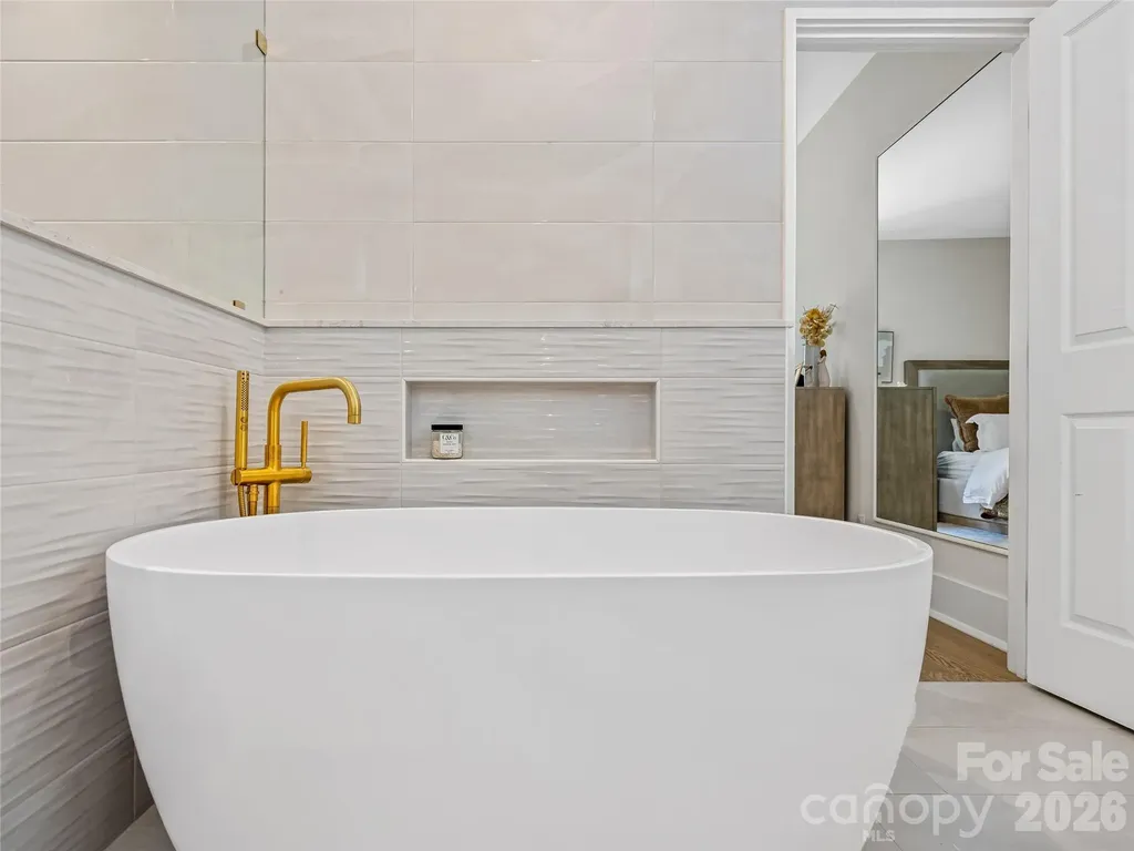 1513 Kentmere Lane Asheville NC 28803