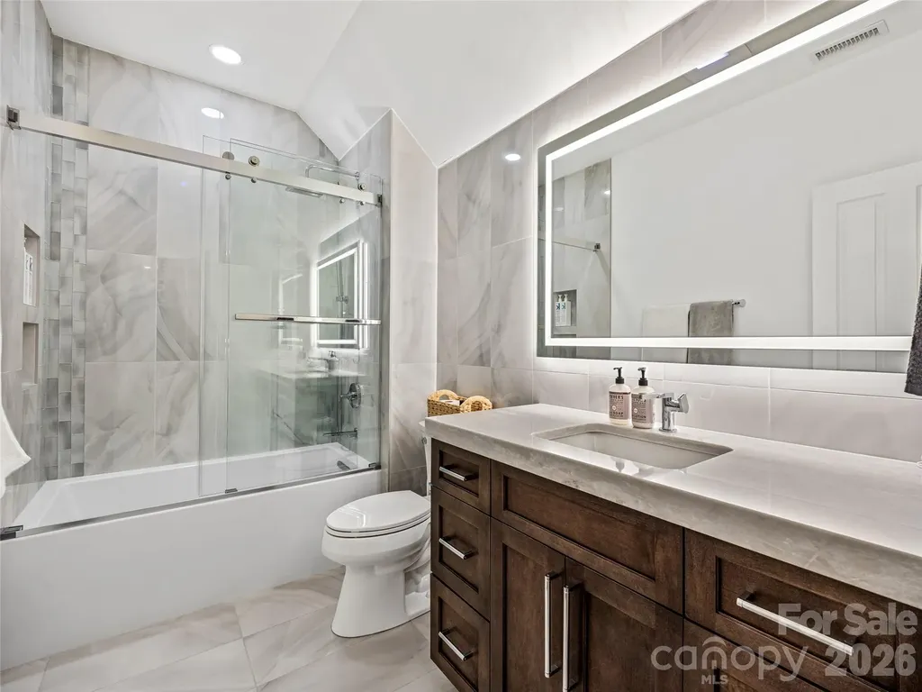 1513 Kentmere Lane Asheville NC 28803