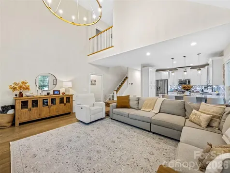 1513 Kentmere Lane Asheville NC 28803
