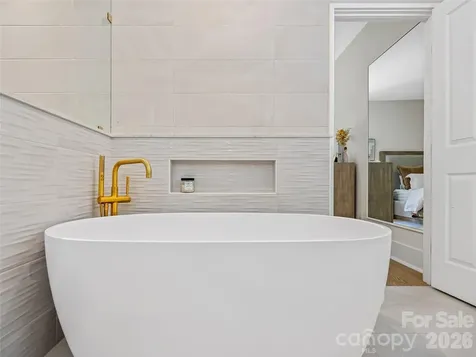 1513 Kentmere Lane Asheville NC 28803