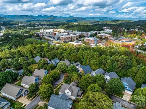 1513 Kentmere Lane Asheville NC 28803
