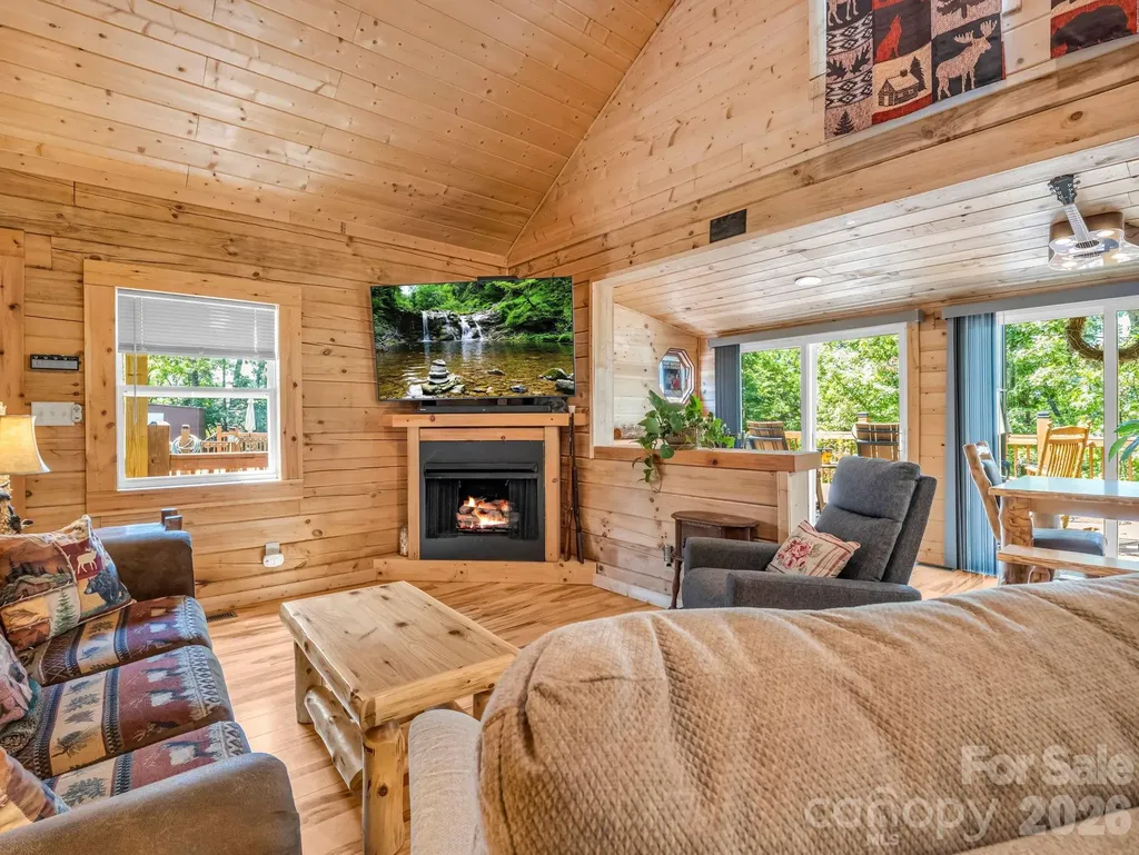 180 Mountain Ridge Drive Lake Lure NC 28746