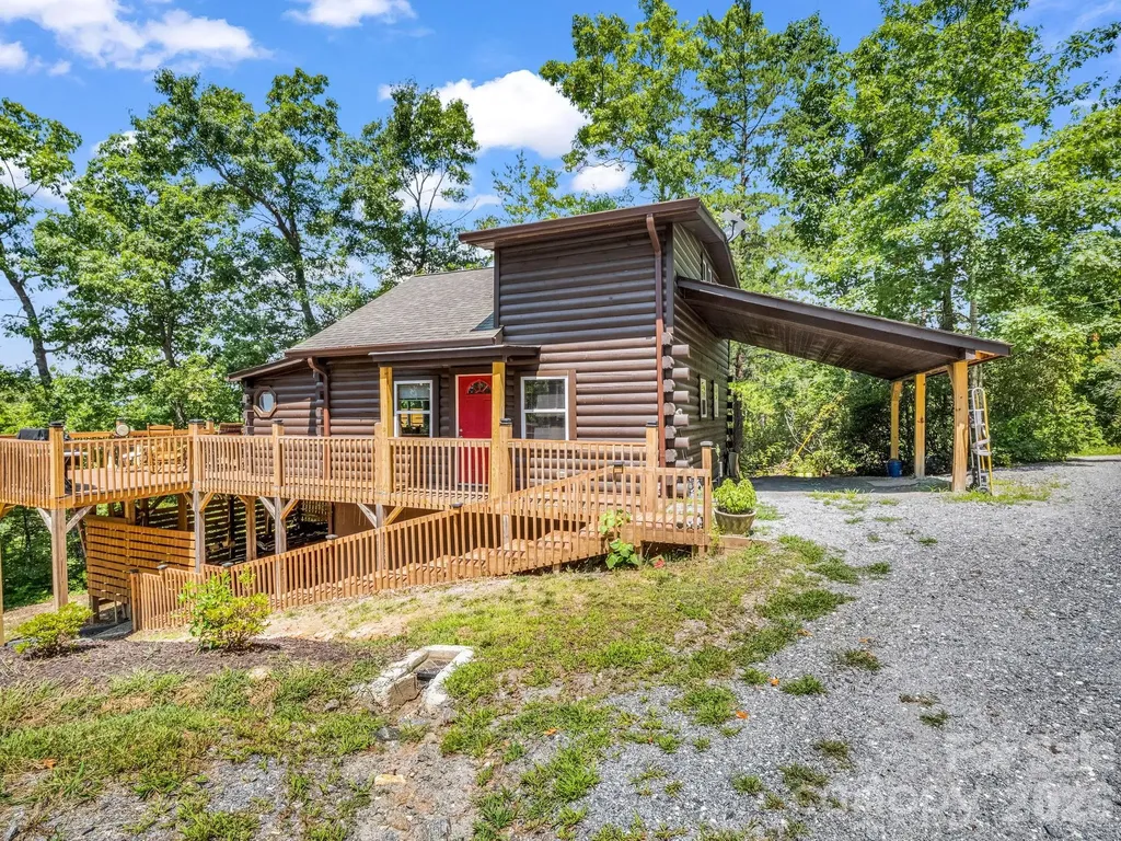 180 Mountain Ridge Drive Lake Lure NC 28746