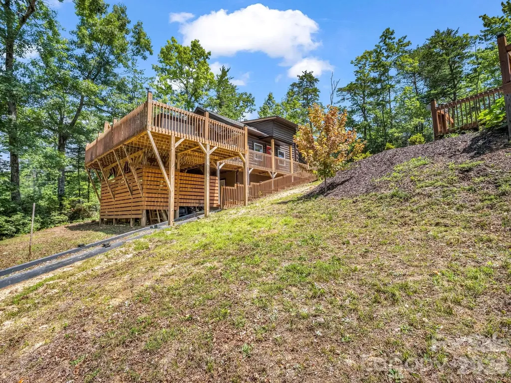180 Mountain Ridge Drive Lake Lure NC 28746