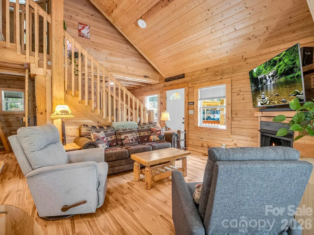 180 Mountain Ridge Drive Lake Lure NC 28746