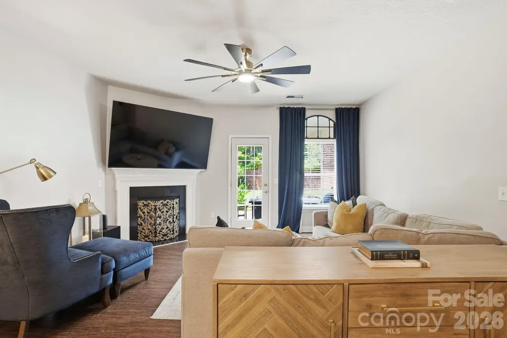 2509 Glyncastle Way Gastonia NC 28056