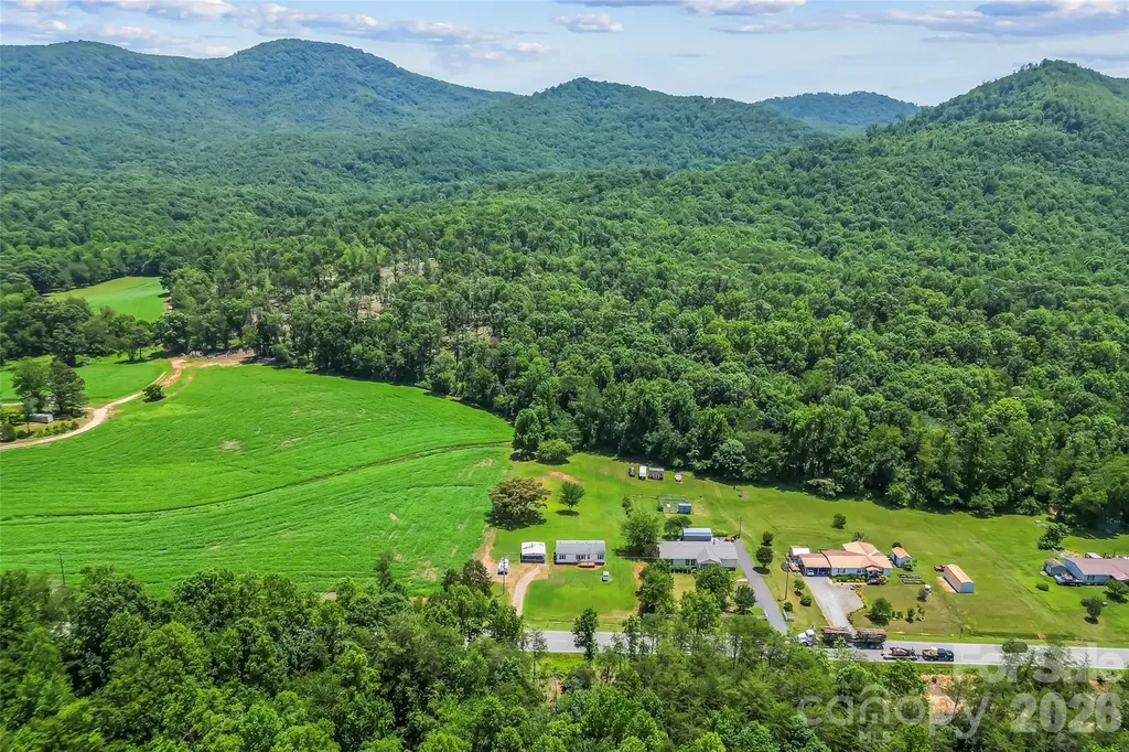 7439 Us 64 Highway Morganton NC 28655