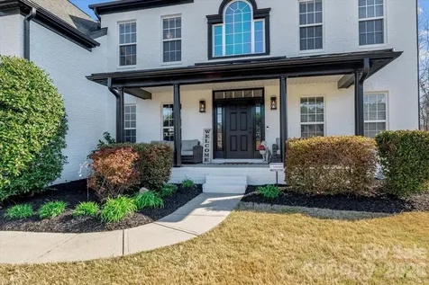 1840 Sapona Court Denver NC 28037