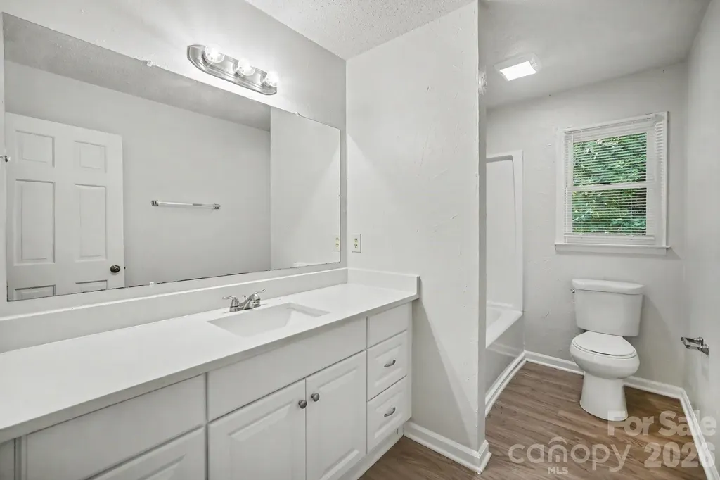 304 Julia Drive Lincolnton NC 28092