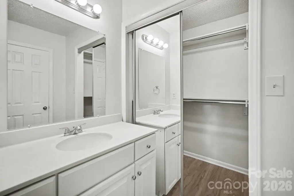 304 Julia Drive Lincolnton NC 28092