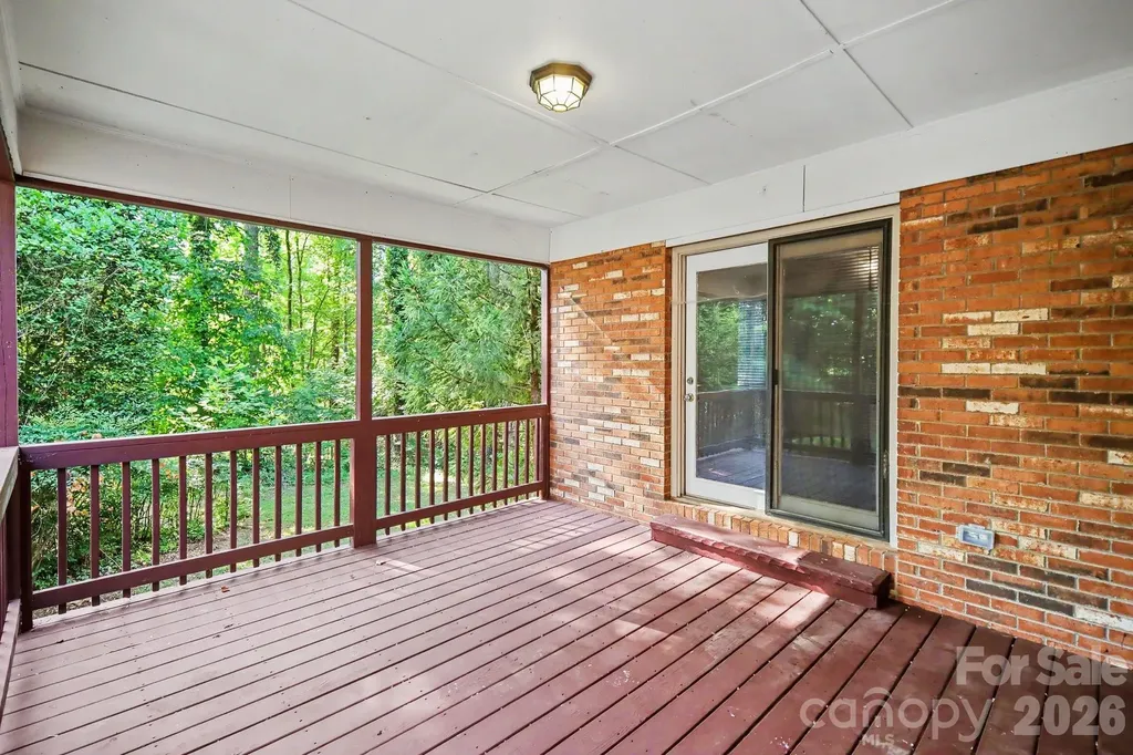 304 Julia Drive Lincolnton NC 28092