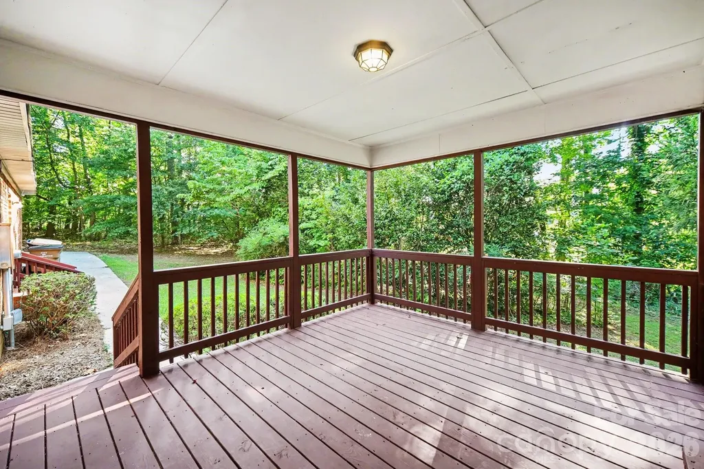 304 Julia Drive Lincolnton NC 28092