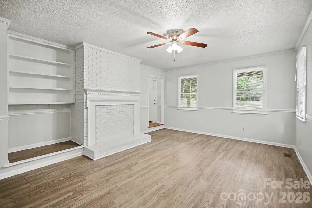 304 Julia Drive Lincolnton NC 28092