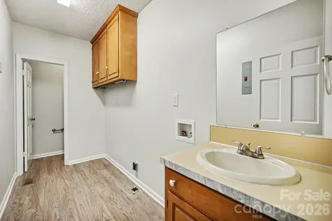 304 Julia Drive Lincolnton NC 28092