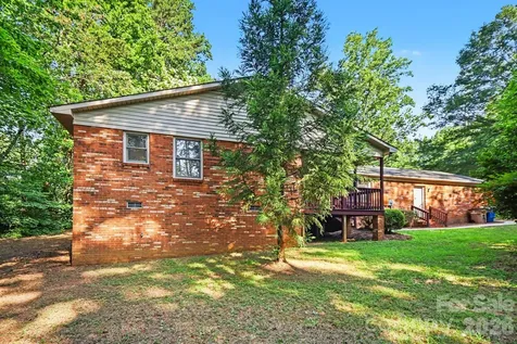 304 Julia Drive Lincolnton NC 28092