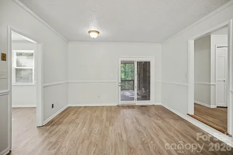 304 Julia Drive Lincolnton NC 28092