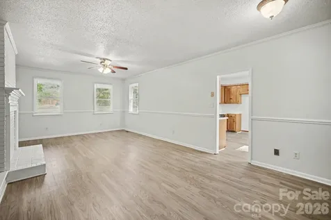 304 Julia Drive Lincolnton NC 28092