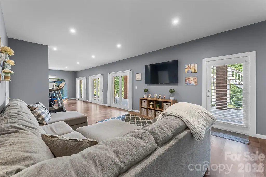 1778 Cedar Drive Lenoir NC 28645