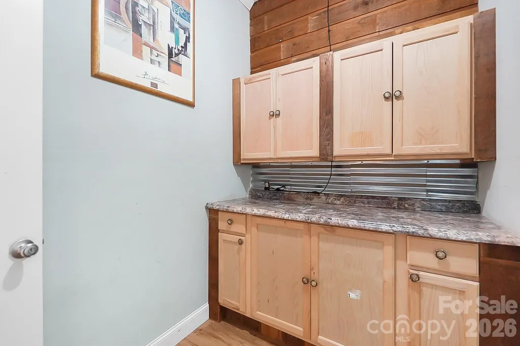 432 Raintree Drive Matthews NC 28104