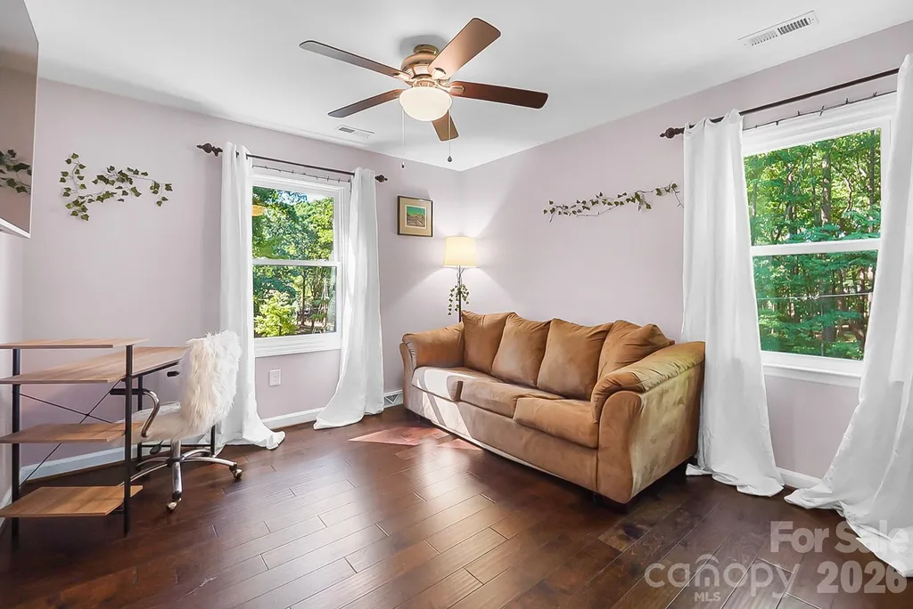 432 Raintree Drive Matthews NC 28104